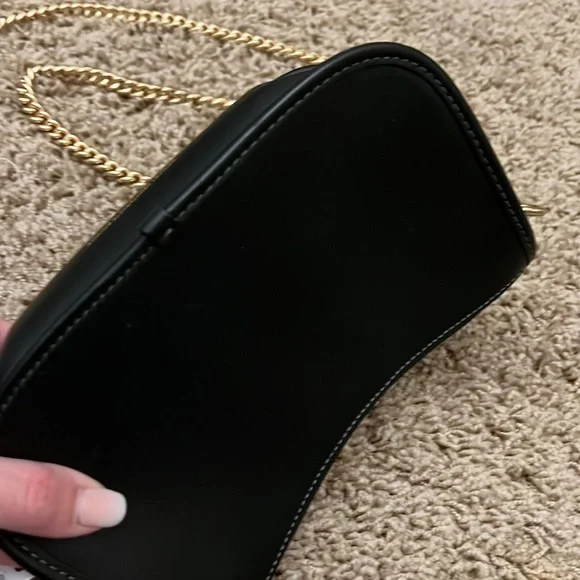 SOLD.          Coach boutique Swinger 20 genuine glovetan Italian leather - Picture 5 of 15